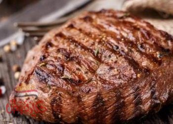 عمل اللحمة المشوية على الفحم