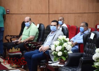 آخر مستجدات الأعمال بالمشروعات الخدمية والتنموية الحالية .