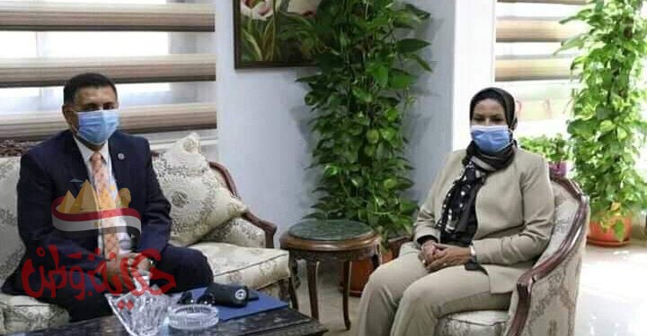 بروتوكول تعاون بين البيئة وجامعة القاهرة تنفيذ مشروعات إستخدام التكنولوجيا الصديقة للبيئة.