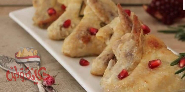 أجنحة الدجاج المشوية بتتبيلة الرومان والكزبرة