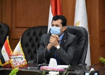 وزير الرياضة يشكر وزير الكهرباء لإنهاء أزمة انقطاع الكهرباء عن اللجنة الأولمبية