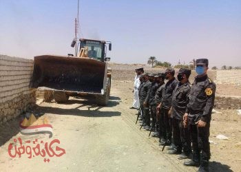 حملة مكبرة للوحدة المحلية بإسنا لإزالة التعديات على أملاك الدولة