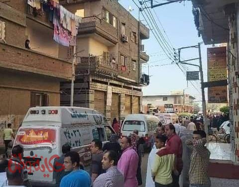 وفاة ثمانية أشخاص واستخراج جثثهم من أسفل العقار المنهار بالمحلة
