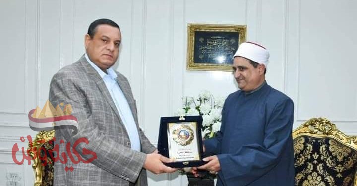 محافظ البحيرة يكرم وكيل وزارة الأوقاف السابق ويستقبل وكيل الوزارة الجديد .
