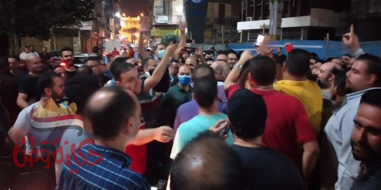 وقفه احتجاجيه مساء اليوم لعشرات المدرسين أمام مجمع محاكم طنطا