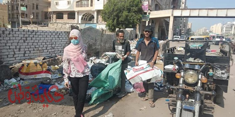 شباب طنطا يتطوع ليدعم عمال النظافة تقديرا لجهودهم