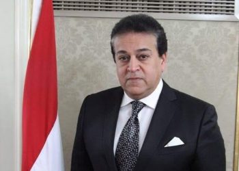 وزير التعليم العالى ” أسماء الفرق المتأهلة للمرحلة النهائية في مسابقة رالى القاهرة الـدولى للســـــيارات الكهربائية محلية الصنع