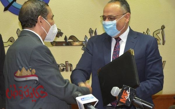 تعاون بين أكاديمية البحث العلمي ومجموعة العربي لربط البحث العلمي بالصناعة