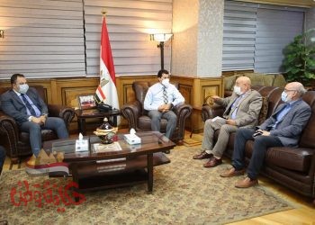 وزير الرياضة يلتقي برئيس اتحاد الكاراتيه لبحث استضافة مصر للبطولة الأفريقية