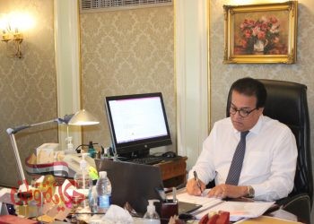 وزير التعليم العالى يبحث آليات التعاون العلمى والبحثى مع وزير التعليم السعودى