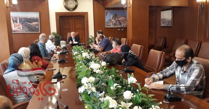 محافظ بورسعيد يتابع سير العمل بعدد من المشروعات بحى الضواحى