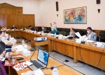 وزير الري يترأس إجتماع اللجنة العليا للتراخيص