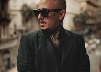 المغني TattooTwon يطرح جزء من قصة حياته في كليب "إن شاء الله" على اليوتيوب