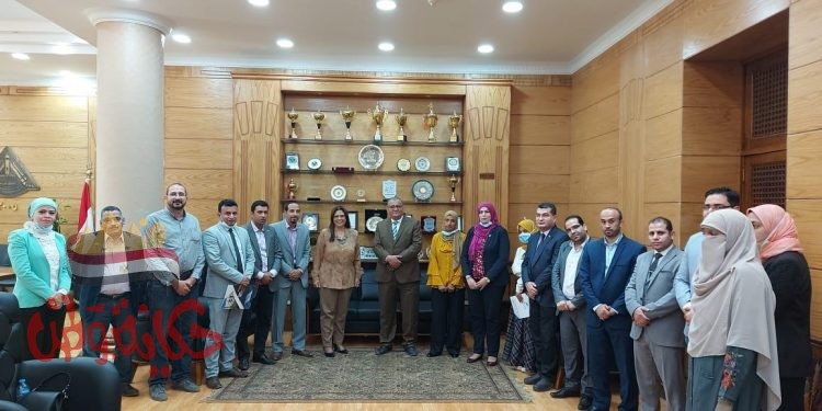 جامعة بنها تبحث سبل التعاون مع أكاديمية البحث العلمى لدعم متحدي الإعاقة بالجامعة والمرأة المعيلة في قرى القليوبية