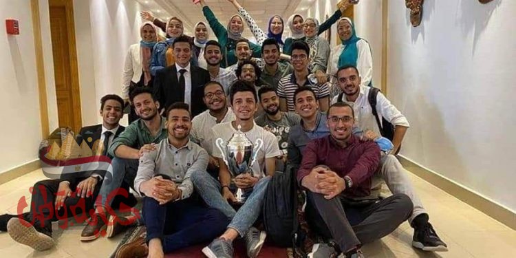 رئيس أكاديمية البحث العلمي يهنئ الفريق المصري الفائز بالمركز الأول عالميا بمسابقة إيناكتس لريادة الأعمال