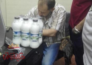 ضبط ٥٠ عبوة ألبان منتهية الصلاحية داخل محل حلويات شهير بحى تان طنطا