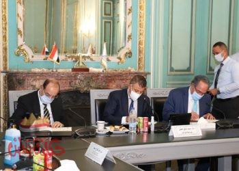 بروتوكول تعاون بين جامعة عين شمس و جمعية رجال الأعمال المصريين وبنك التنمية الصناعية