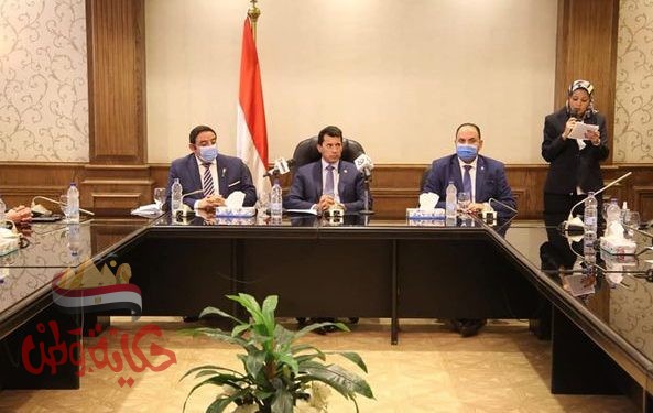 وزير الرياضة يشهد توقيع بروتوكول تعاون مع إحدي الجهات المانحة لرعاية 703 من قدامي الرياضيين