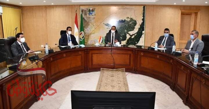 الفيــــــوم : الأنصاري يجتمع بمسئولي الجمعيات الزراعية ورؤساء الوحدات المحلية بإطسا