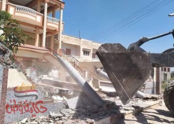 محافظ البحيرة : تنفيذ ٥٥ قرار إزالة على المجاري المائية بالمحمودية وأبو حمص بإجمالي مساحات ٢٤٥٠ م٢