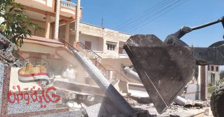 محافظ البحيرة : تنفيذ ٥٥ قرار إزالة على المجاري المائية بالمحمودية وأبو حمص بإجمالي مساحات ٢٤٥٠ م٢