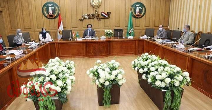 المنوفية تناقش سبل النهوض بالصناعات الحرفية واليدوية