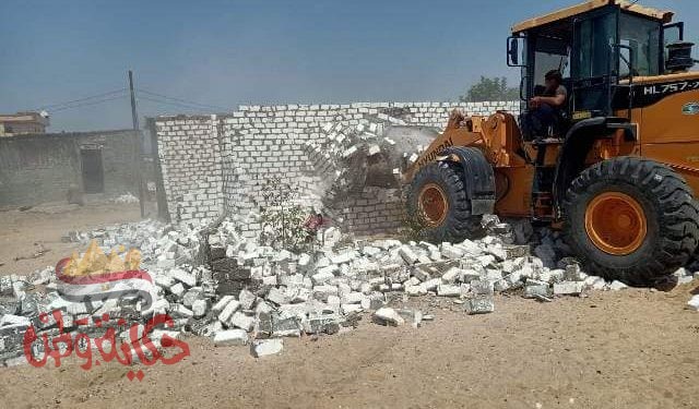 “ممدوح غراب “يُشدد على رؤساء المراكز بسرعه تنفيذ الإزالة الفورية لأي تعديات جديدة على الأراضى الزراعية وأملاك الدولة