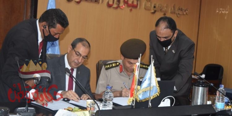 وزير التعليم العالى والبحث العلمى : ضرورة إعداد برنامج تدريبى فى مجال قطاع البترول بالتعاون مع الجامعات التكنولوجية