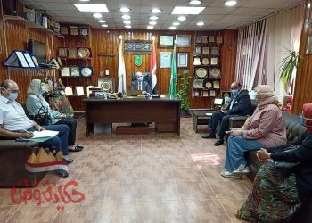 وكيل وزارة الصحة بالشرقية يجتمع بمديري الإدارات الفنية إستعدادا لحملة حقك تنظمي