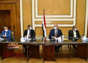 الجزار” يبحث تعزير دور شرطة التعمير وإدارات الأمن فى تطبيق القانون