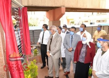 وزير التعليم العالي يفتتح مجمع العنايات المركزة بجامعة المنصورة