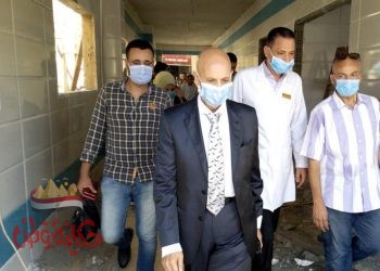 مرور وكيل وزارة الصحة بالشرقية علي مستشفي الزقازيق العام ومكتب صحة ثان