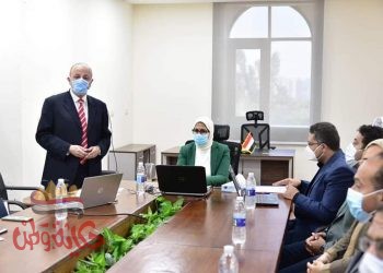 زايد: تتابع الاستعدادات النهائية للامتحانات التجريبية للامتحان القومي لترخيص مزاولة مهنة الطب