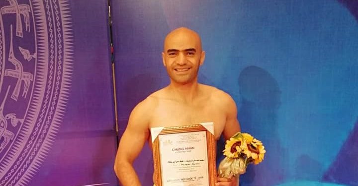 دراستي للموسيقى لم تمنعنى من إمتهان فنون السيرك