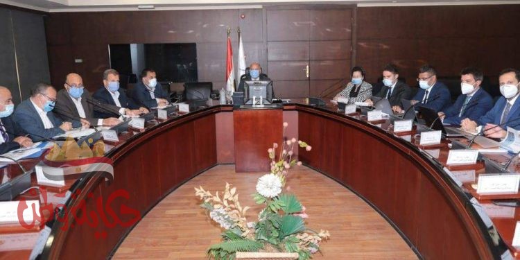 وزير النقل يتابع تنفيذ مشروعات تحديث وتطوير نظم الإشارات على خطوط السكك الحديدية لزيادة معدلات السلامة والأمان