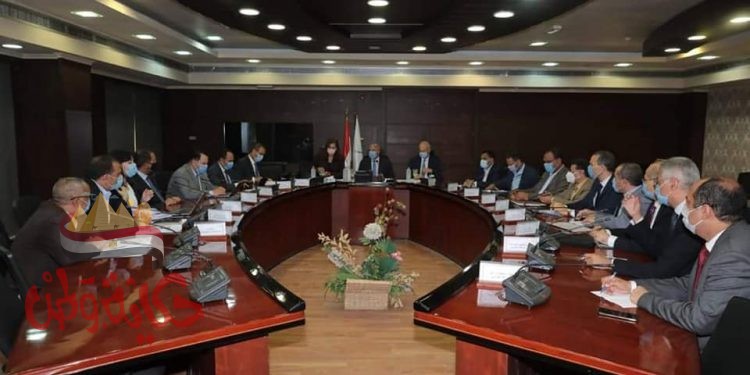 “الوزير “و”السعيد” يبحثان آخر المستجدات الخاصة بآليات تنفيذ توجيهات القيادة السياسية بتوطين صناعة