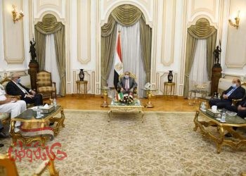 وزير الدولة للإنتاج الحربي يبحث مع السفير الإيطالي بالقاهرة سبل التعاون المشترك