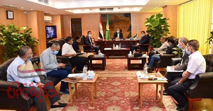 الفيـــــــــوم : الأنصاري يناقش مع رؤساء المدن موقف ملفي التصالح والتقنين