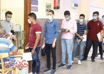 بدء إجراء الكشف الطبي على الطلاب بجامعة جنوب الوادي