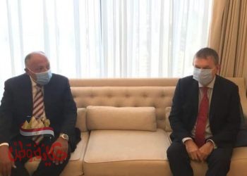 سامح شكري يلتقي بالمفوض العام لوكالة (أونروا)