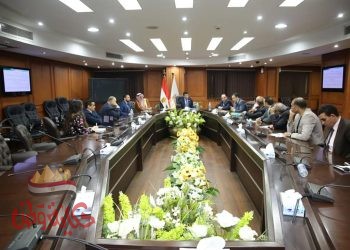 “صبحى ” يناقش الفرص الاستثمارية لانشاء فرع نادي النادي وعدد من المشروعات بهيئة إستاد القاهرة