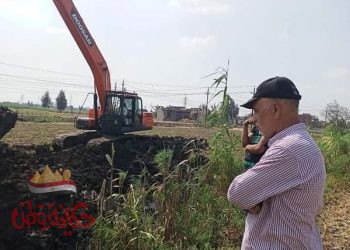 صرف دمنهور"" تطهير المجري المائي و ازاله التعديات على تحويله القديمه