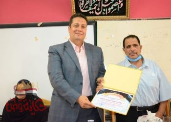 الورداني مدير عام تعليم سيدي سالم يكرم عبيدي رئيس مجلس أمناء إدارة سيدي سالم التعليميه