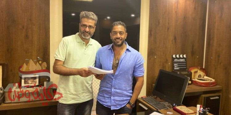 النجم أحمد فلوكس بطل سفينة نوح