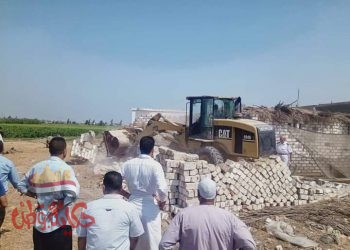 إزالة ٣٤ حالة تعدي على مساحة ١٤٤٥٠ م٢ بنطاق ٣ مراكز .