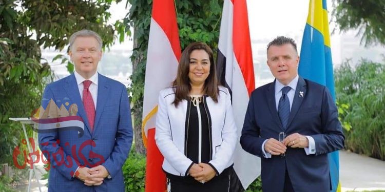خلال الحفل الذى أقامته سفارتى السويد وكندا.. تكريم محافظ دمياط ضمن أفضل ١٠ سيدات تميزًا فى تحقيق استراتيجية ” بناء مصر أقوى