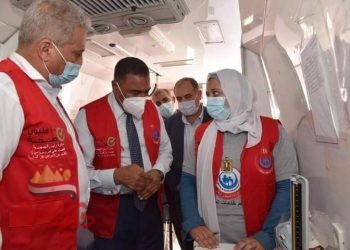 محافظ مطروح يطلق إشارة بدء المبادرة الرئاسية الأمراض المزمنة