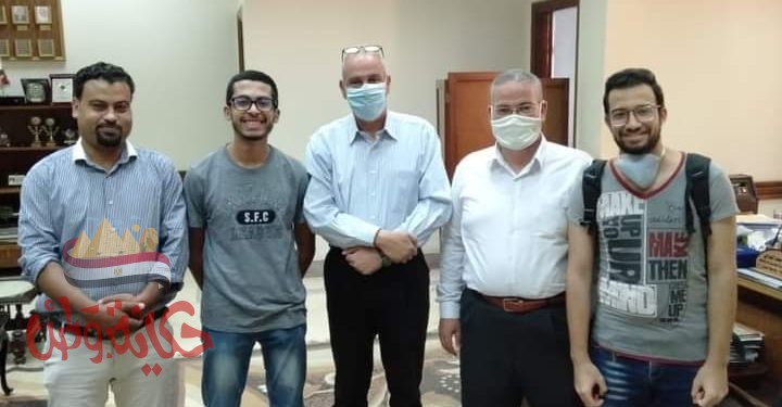 طلاب الهندسة بحلوان يطبقون نظام حضور وانصراف للكلية بتقنيات الذكاء الاصطناعي