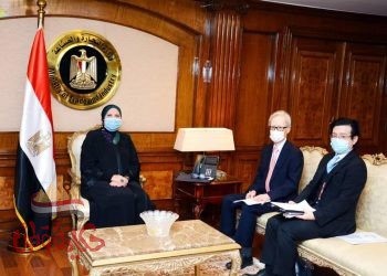 نيفين جامع ” تبحث مع السفير اليابانى بالقاهرة سبل تعزيز العلاقات الاقتصادية المشتركة بين البلدين 