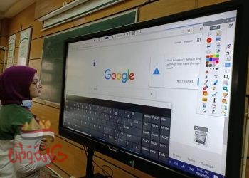 جامعة القاهرة تدرب أعضاء هيئة التدريس على استخدام الشاشات التفاعلية وتوظيفها في تدريس المقررات الدراسية
